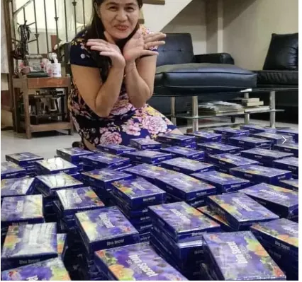 Customer with Diva Secret boxes
